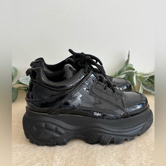 Buffalo London Classic Low sneaker Patent Leather black women size 39 8.5 US - Picture 4 of 16